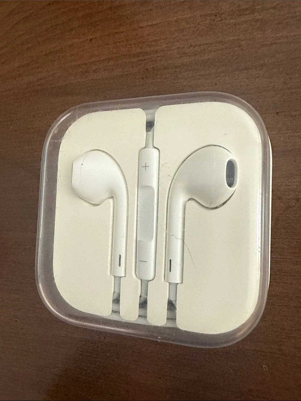 Apple White Earbud Headphones with Inline Remote